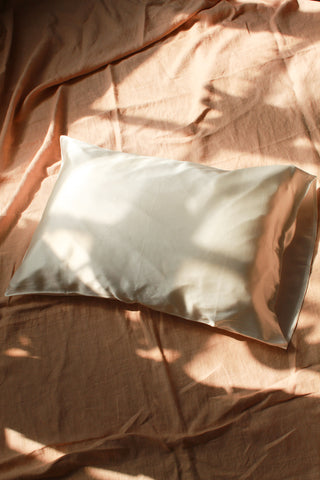 Silk Pillowcase - Dove