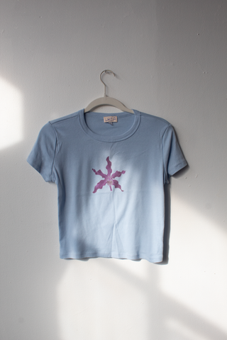M - Short Sleeve Orchid Baby Tee - sample sale
